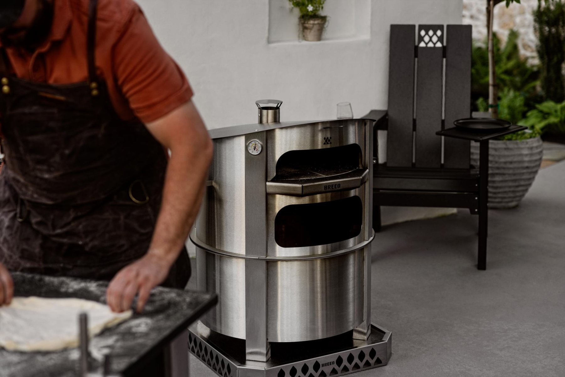 Live-Fire Pizza Oven - Detailed View 16 | EuroLife Furniture