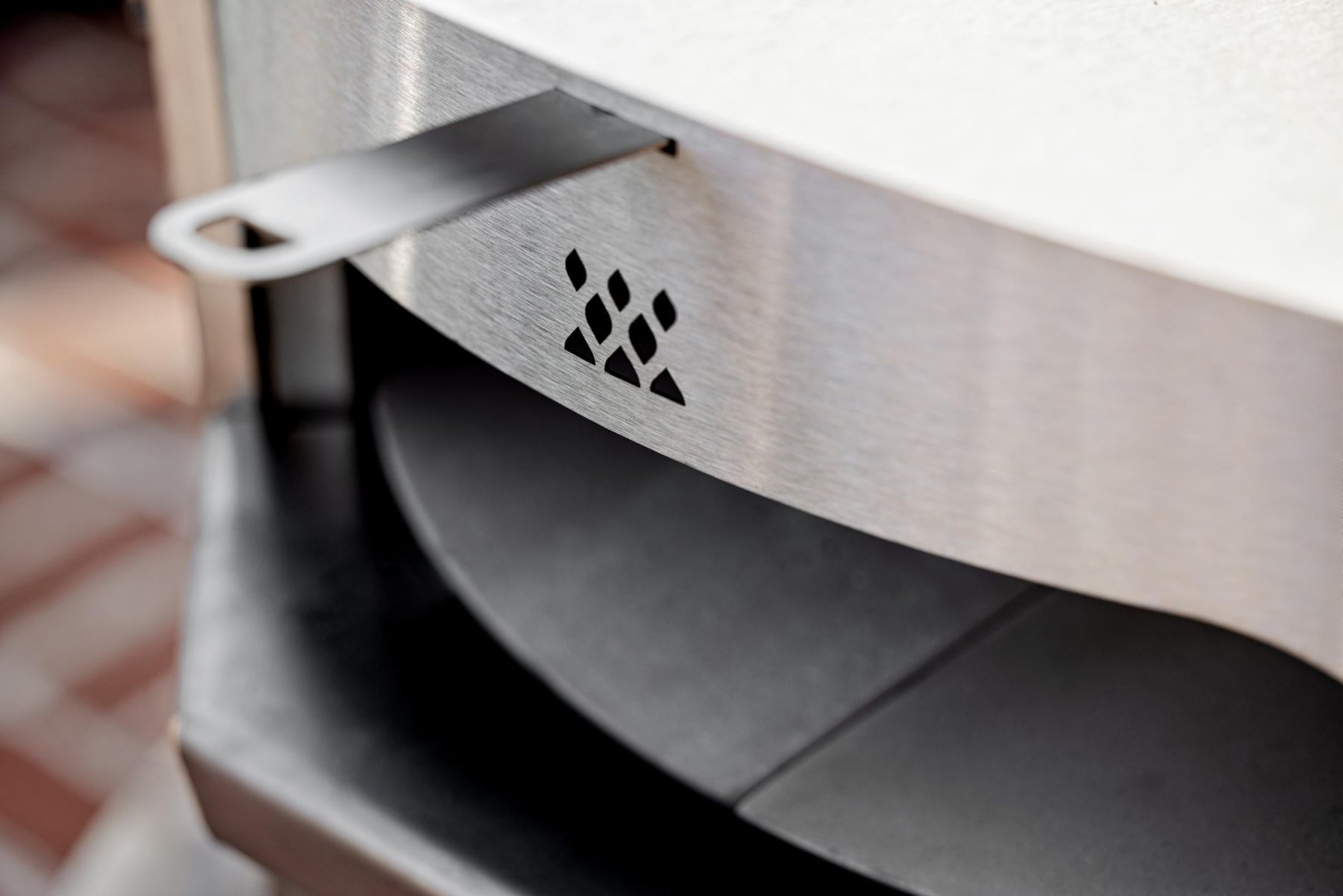 Live-Fire Pizza Oven - Detailed View 7 | EuroLife Furniture