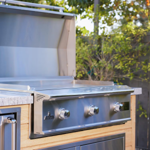 Blaze LTE PRO 40-Inch Built-in Natural Gas Griddle w/ Digital Temperature Screen & Lift-Assist Lid - BLZ-GRIDDLE40-NG